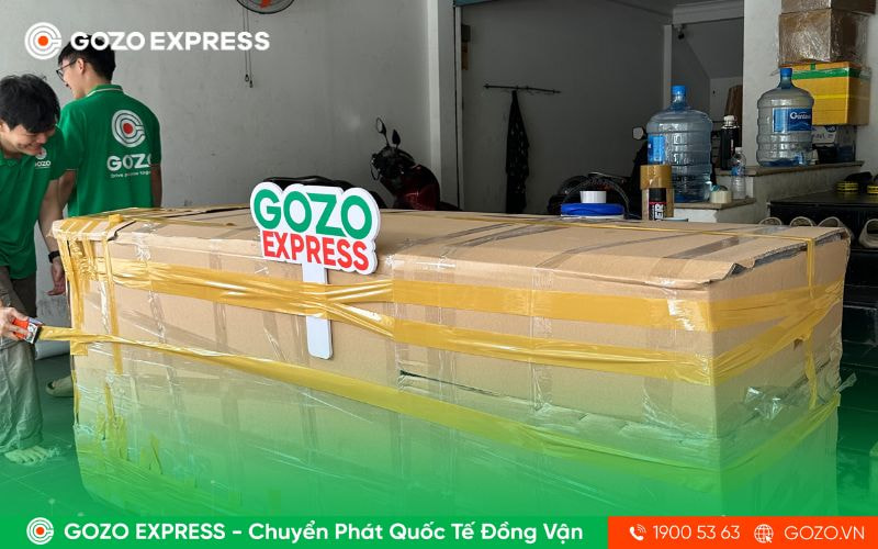 Việc lựa chọn giữa đường biển và đường hàng không phụ thuộc hàng hóa và thời gian