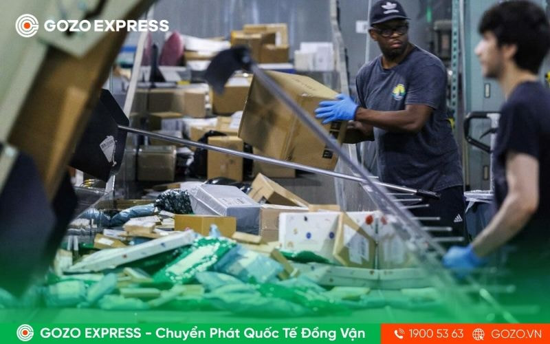 cach-kiem-tra-don-hang-tu-nuoc-ngoai-gui-ve