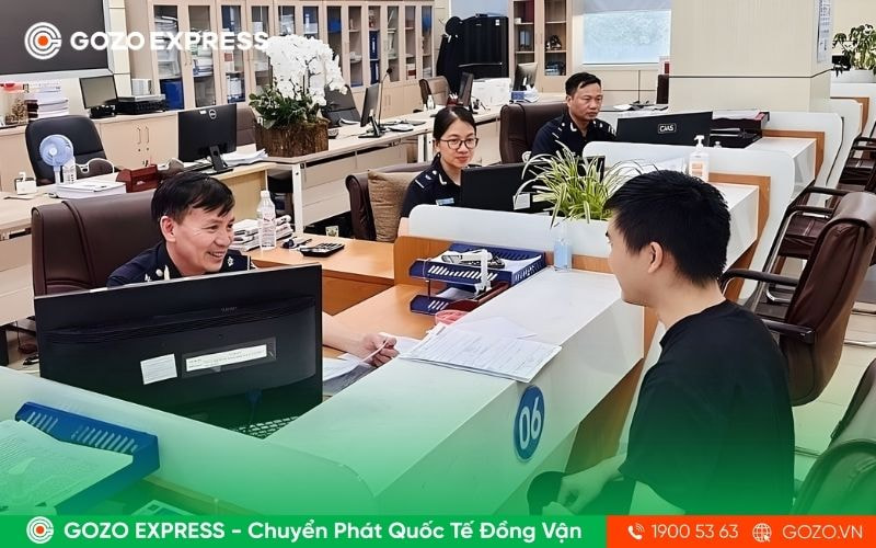 cach-kiem-tra-don-hang-tu-nuoc-ngoai-gui-ve