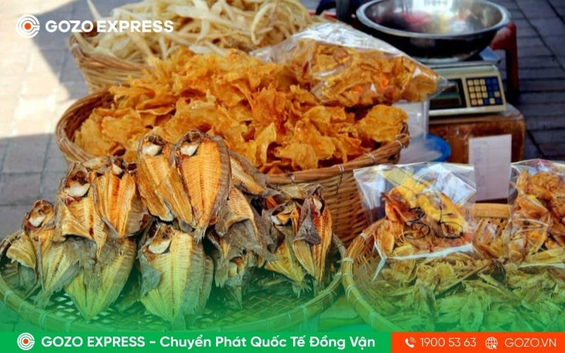 gui-thuc-pham-di-canada