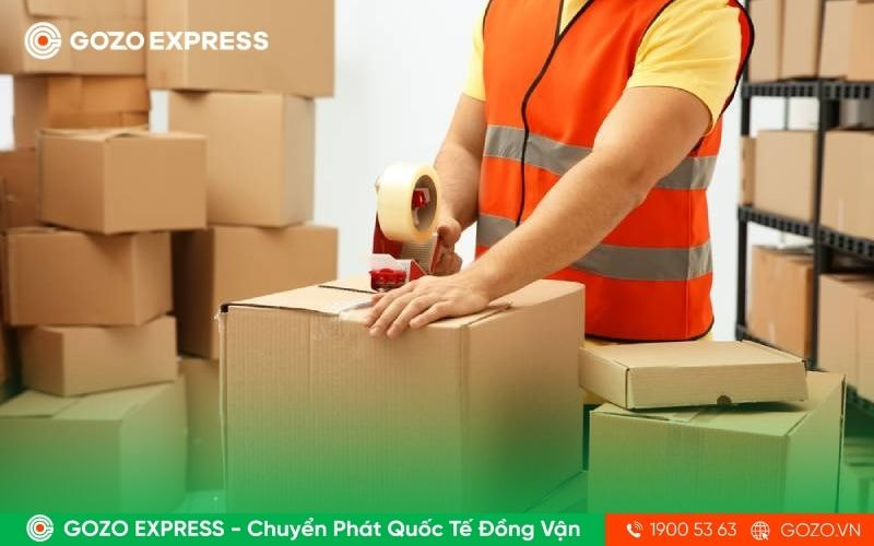 nhan-hang-tu-nuoc-ngoai-gui-ve-viet-nam-co-mat-phi-khong